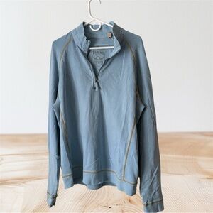 Tommy Bahama Light Blue Denim Detail